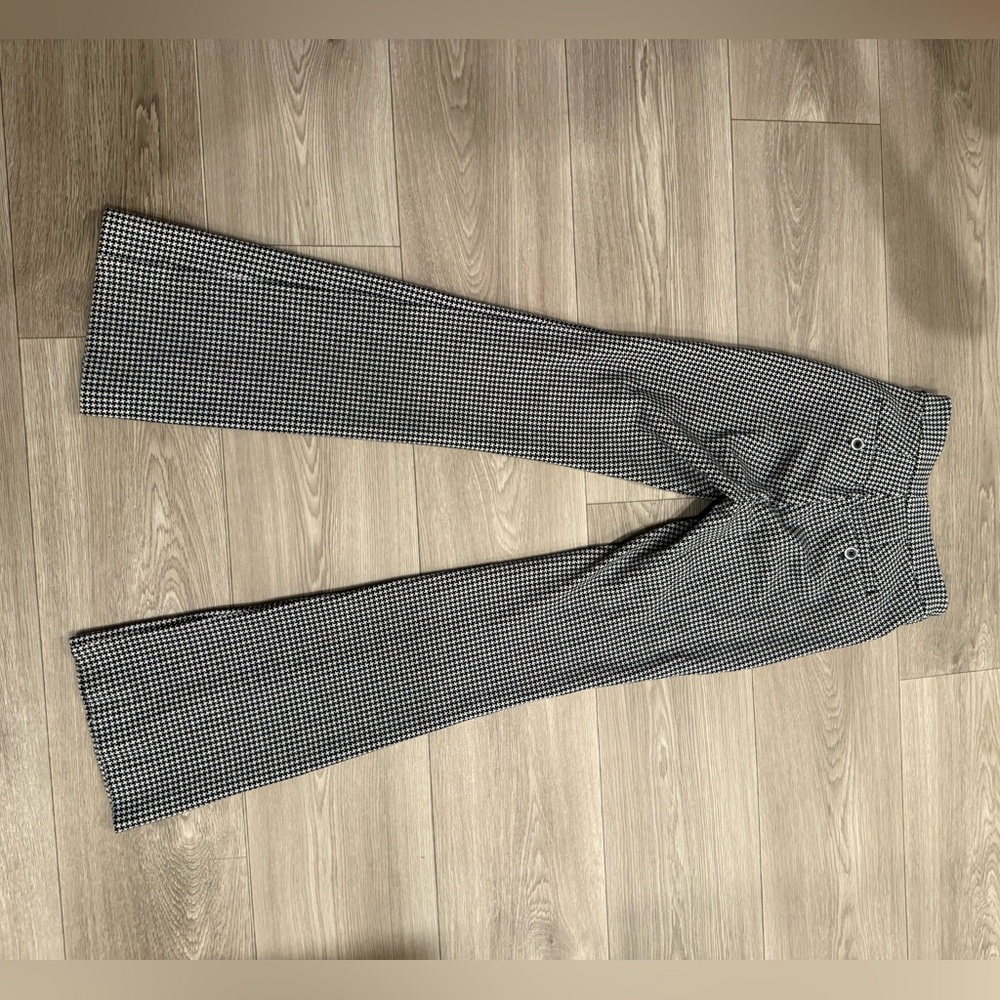 Anthropologie The Essential bootcut Trouser Houndstooth Pants. Size 0. - Picture 3 of 8